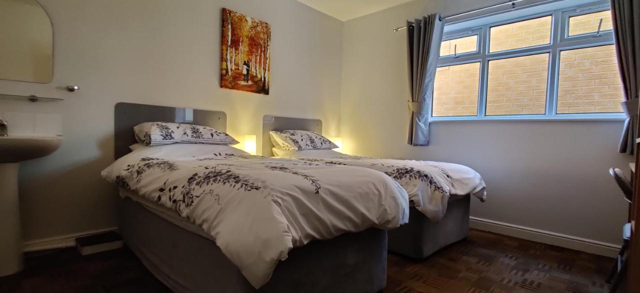 Aaron Lodge Guest House Лестер Экстерьер фото