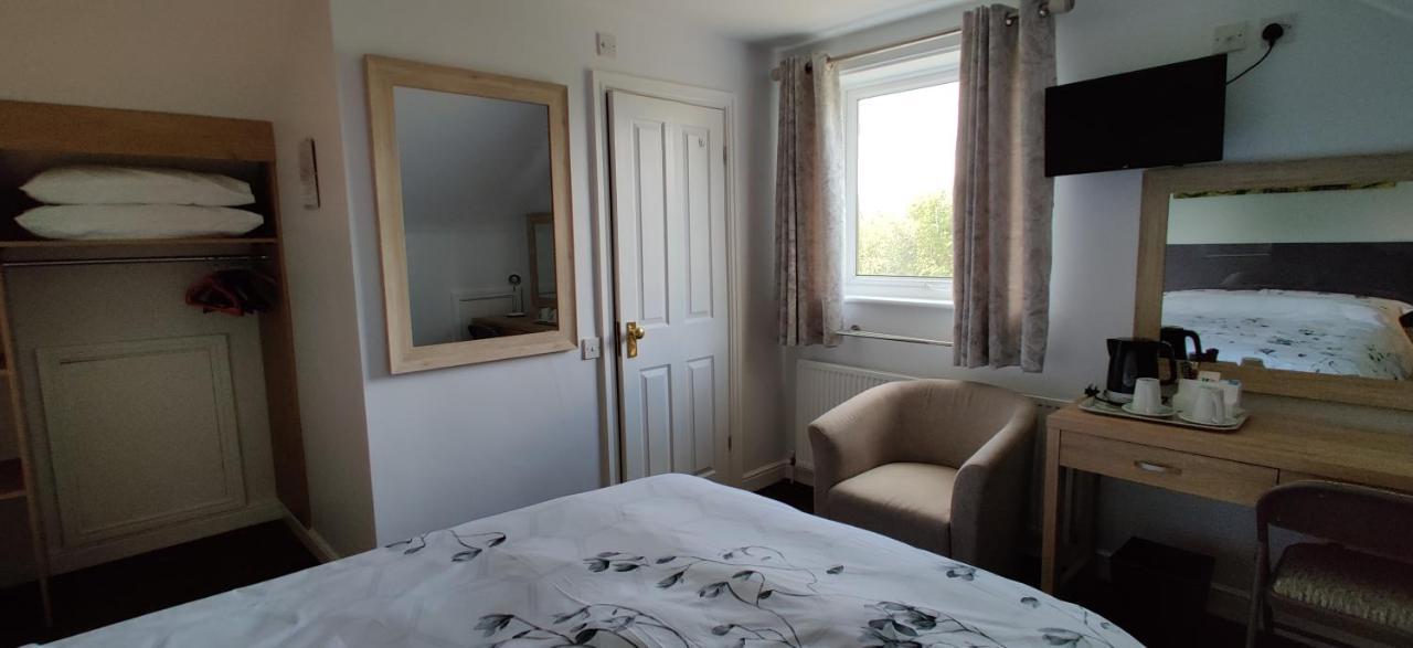 Aaron Lodge Guest House Лестер Экстерьер фото
