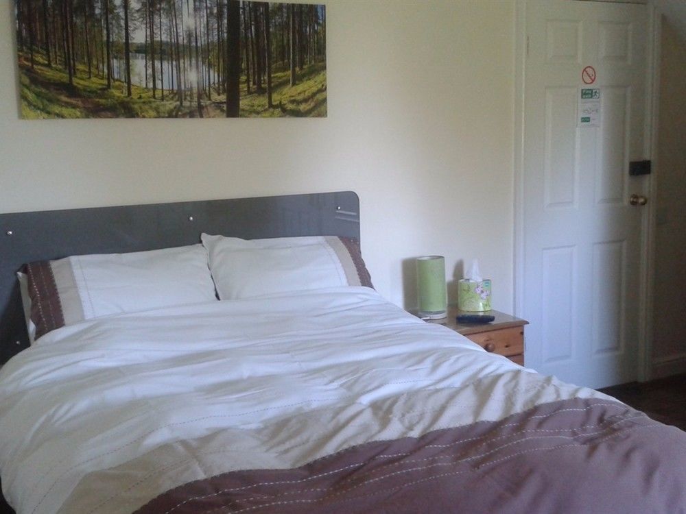 Aaron Lodge Guest House Лестер Экстерьер фото
