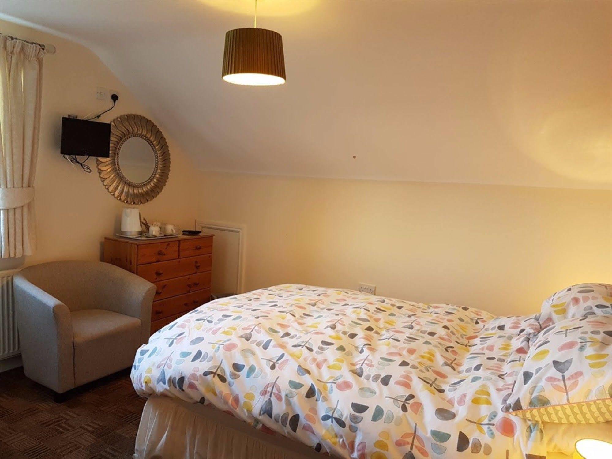 Aaron Lodge Guest House Лестер Экстерьер фото